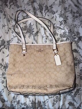 Coach Tote Zip Top Signature Jacquard Bag